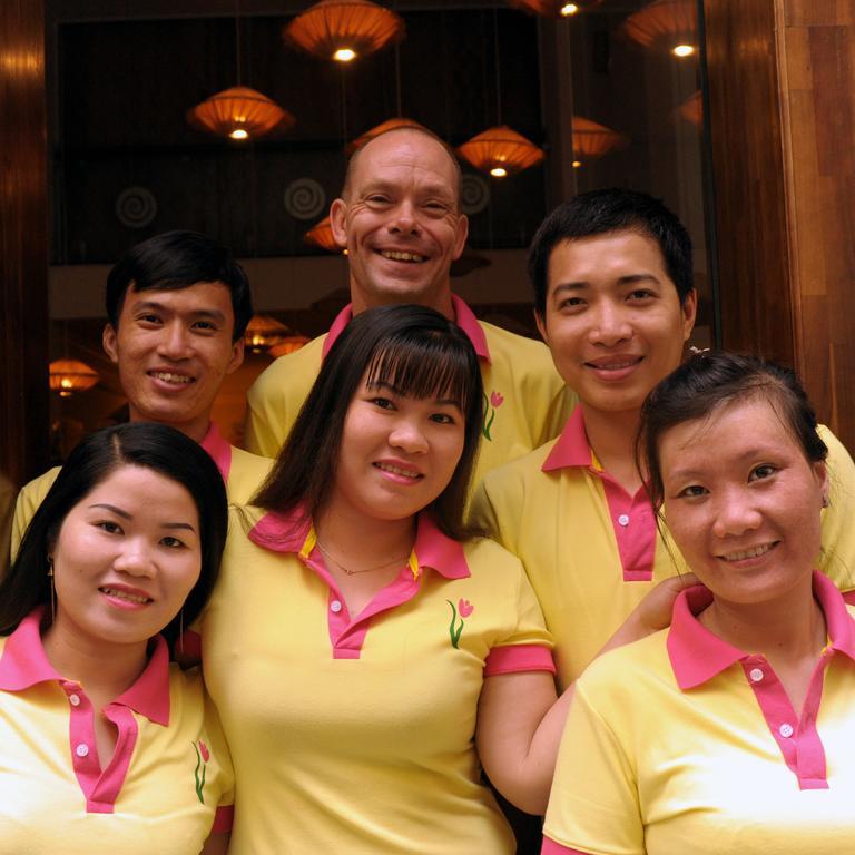 Pink Tulip Hotel Ho-Chi-Minh-Stadt Exterior foto